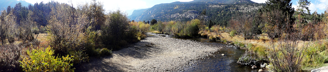 fall colors at Cub Lake Bridge